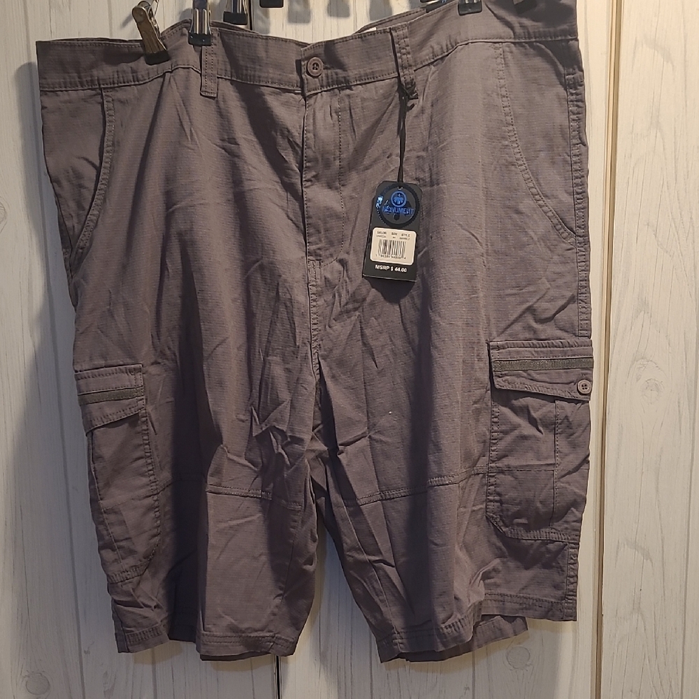 Men's Cargo Shorts in Charcoal Gray - Unknown Brand